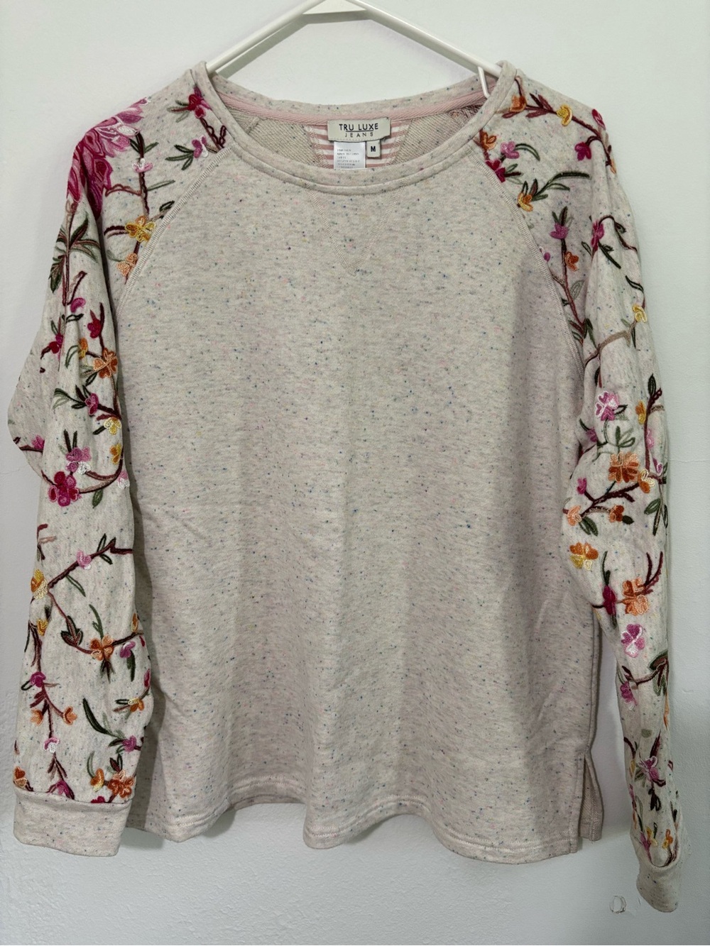 Tru Luxe Jeans Cream Pullover with Floral Embroidered Sleeves